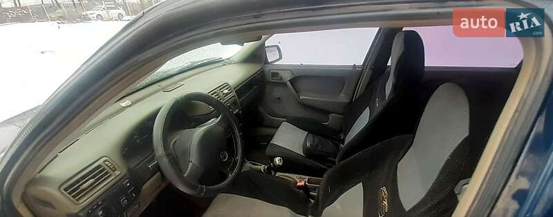 Лифтбек Opel Vectra 1990 в Кропивницком