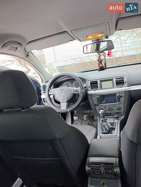 Седан Opel Vectra 2007 в Виннице