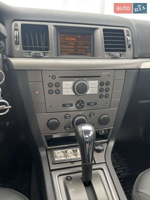 Седан Opel Vectra 2008 в Мукачево