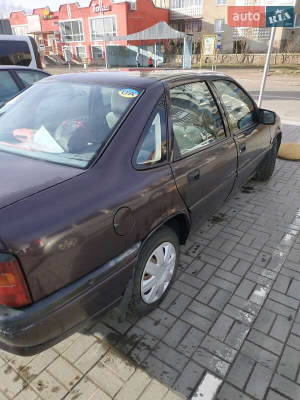 Седан Opel Vectra 1994 в Івано-Франківську