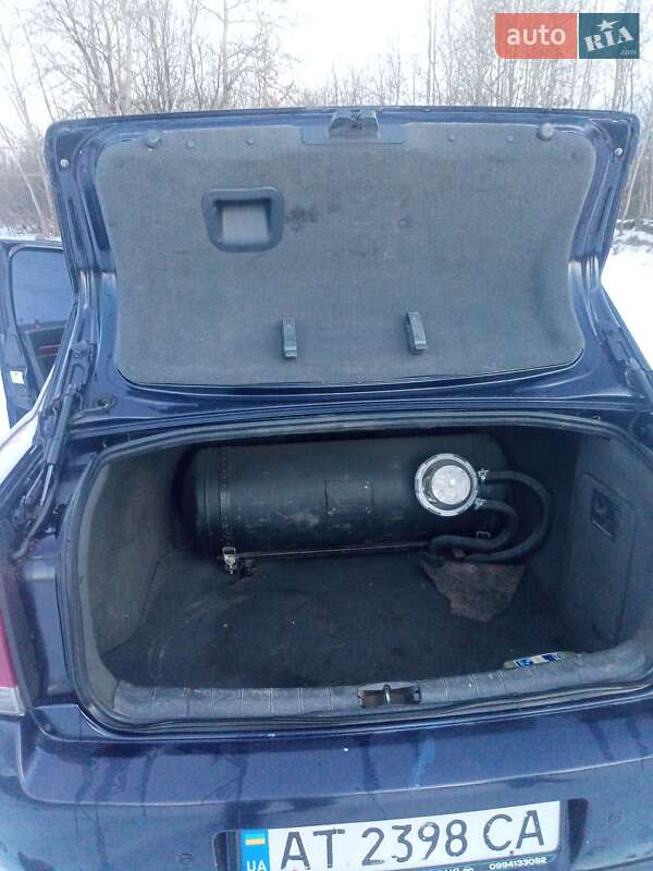 Седан Opel Vectra 2003 в Богородчанах