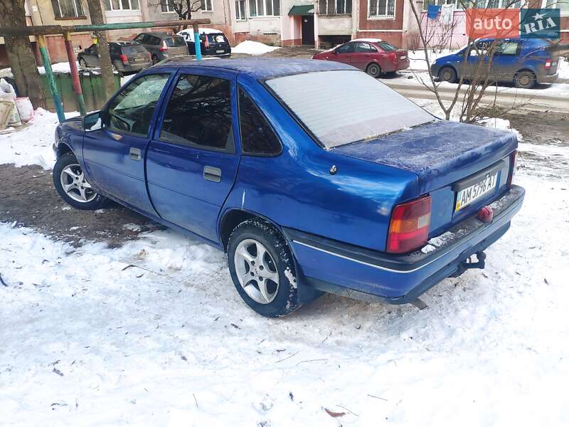 Седан Opel Vectra 1991 в Житомирі фото 5 Седан Opel Vectra 1991 в Житомирі