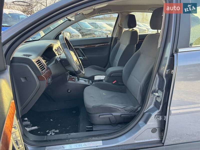 Седан Opel Vectra 2004 в Киеве фото 9 Седан Opel Vectra 2004 в Киеве