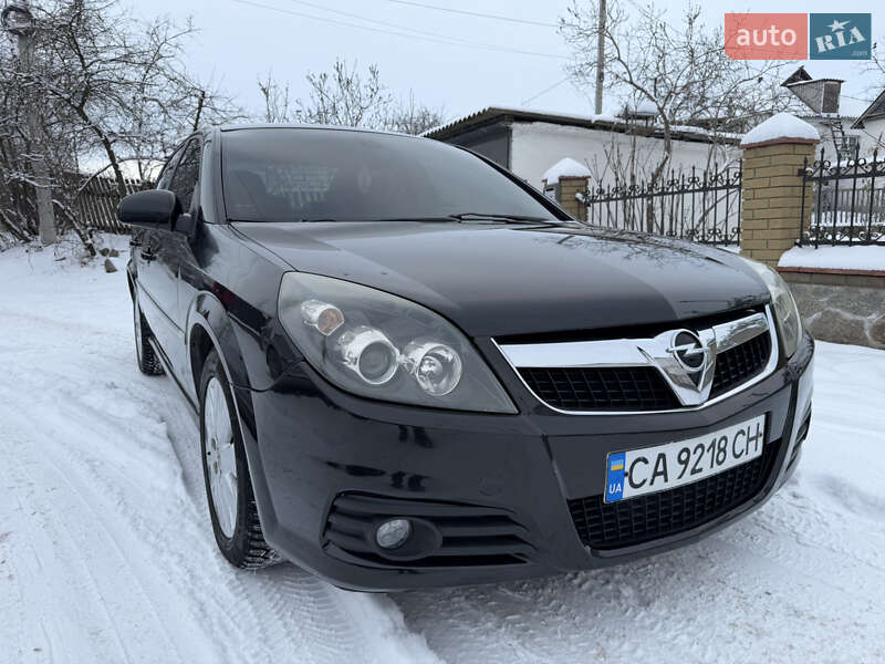Седан Opel Vectra 2006 в Умані