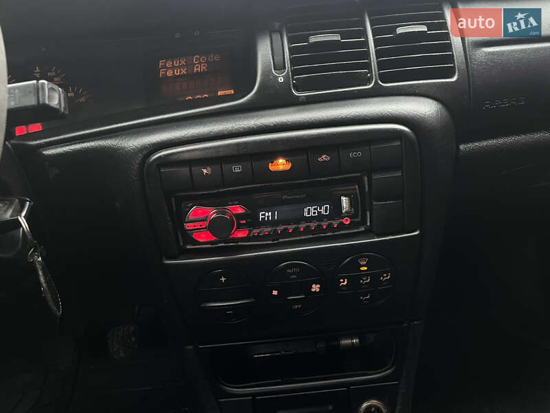 Ліфтбек Opel Vectra 2001 в Дрогобичі