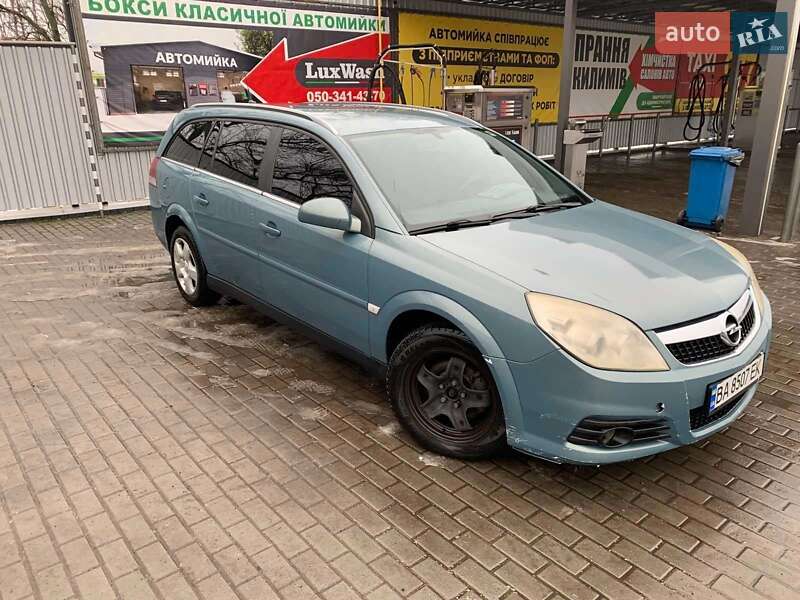 Универсал Opel Vectra 2006 в Александрие
