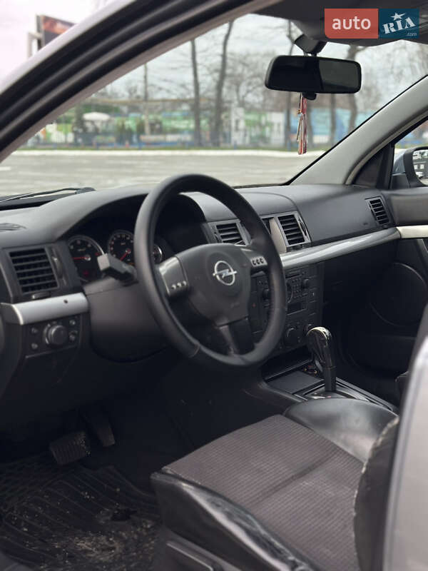 Ліфтбек Opel Vectra 2002 в Одесі