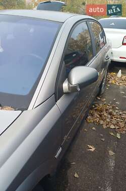 Седан Opel Vectra 2004 в Києві