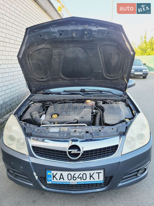 Седан Opel Vectra 2006 в Софиевской Борщаговке