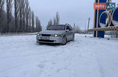 Универсал Opel Vectra 2001 в Новоднестровске
