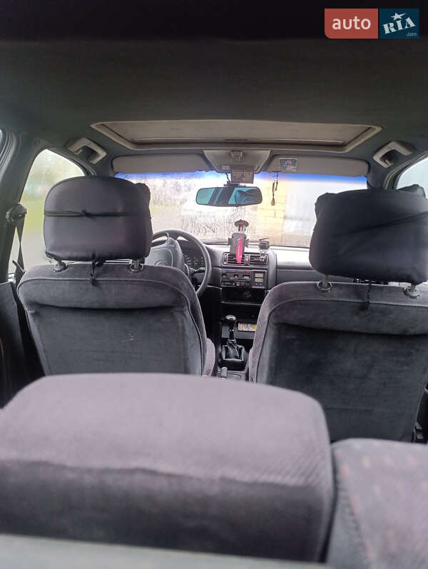 Лифтбек Opel Vectra 1995 в Локачах