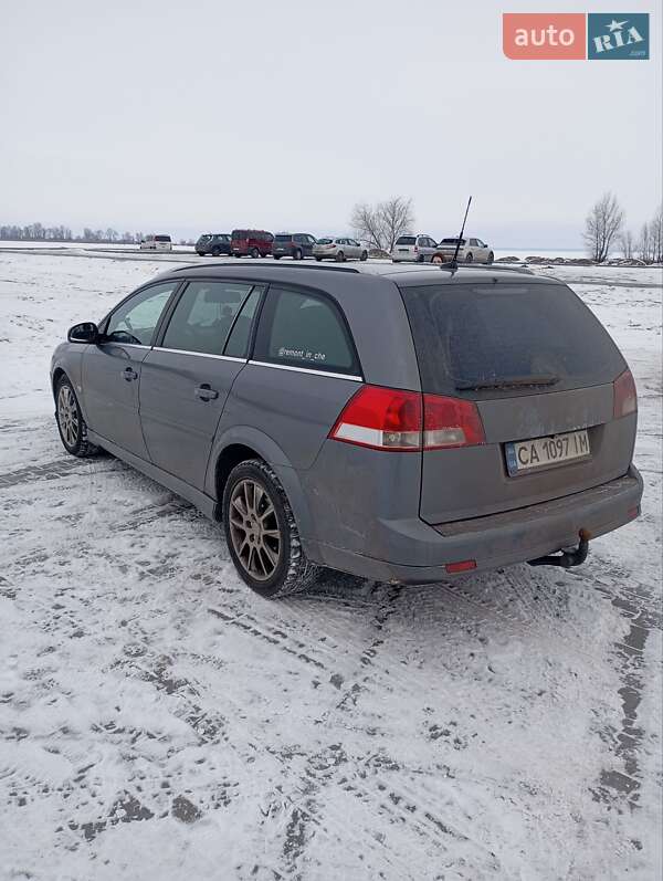 Универсал Opel Vectra 2003 в Черкассах