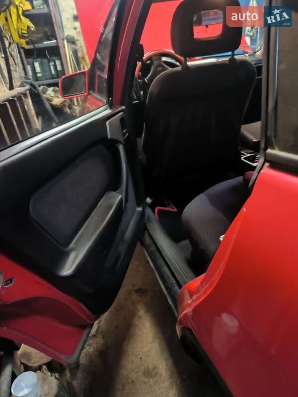 Седан Opel Vectra 1992 в Чернігові