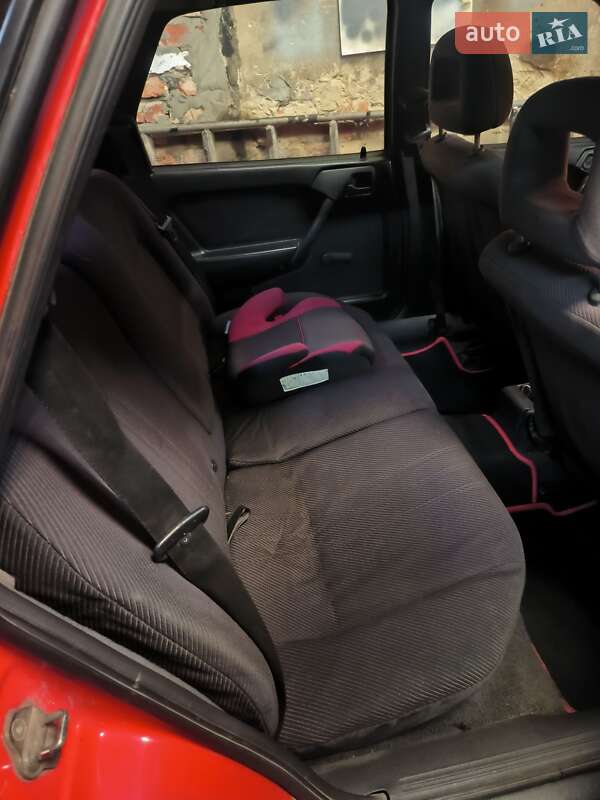 Седан Opel Vectra 1992 в Чернігові