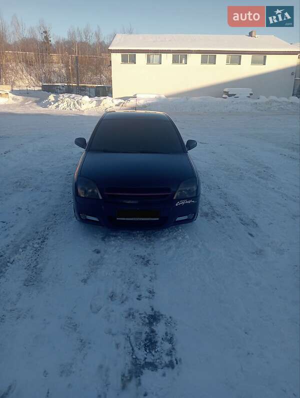 Лифтбек Opel Vectra 2003 в Львове