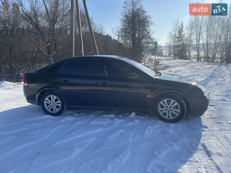 Лифтбек Opel Vectra 2002 в Калиновке