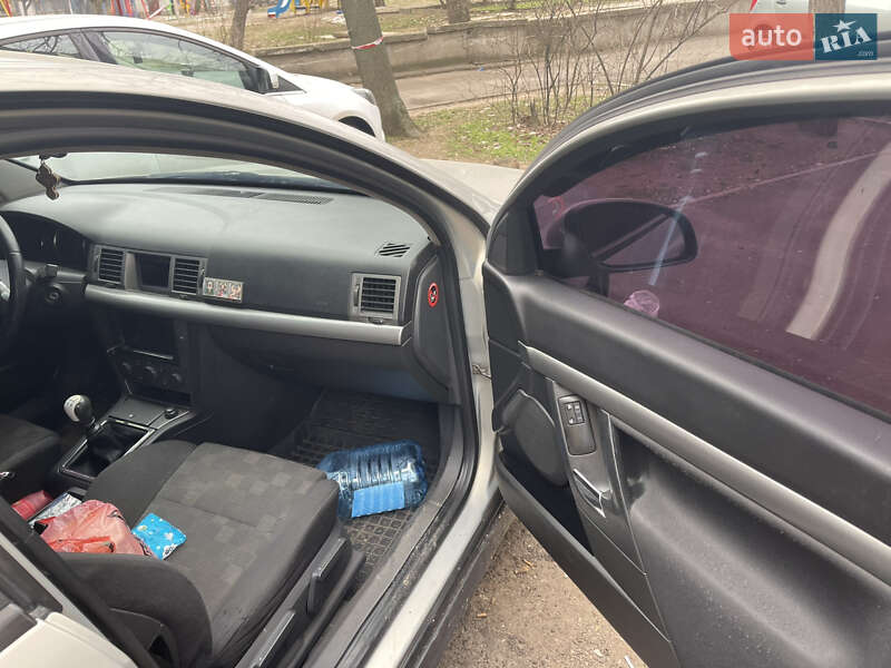 Седан Opel Vectra 2005 в Николаеве фото 8 Седан Opel Vectra 2005 в Николаеве