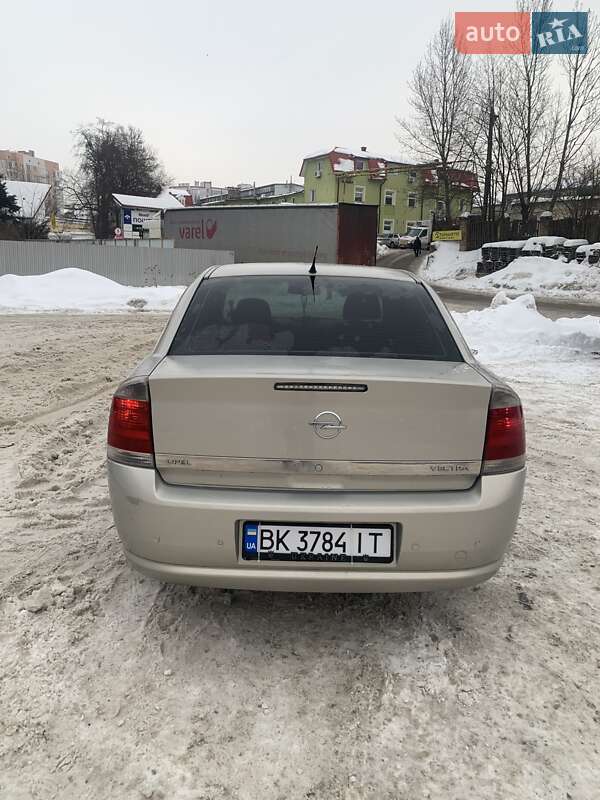 Седан Opel Vectra 2007 в Львове