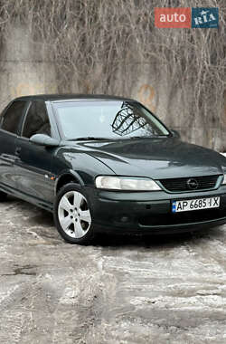 Лифтбек Opel Vectra 1999 в Запорожье