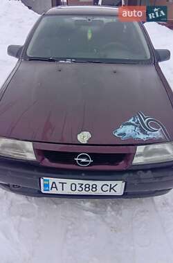 Лифтбек Opel Vectra 1993 в Ивано-Франковске