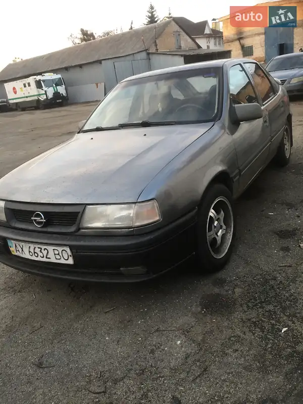 Opel Vectra 1989 VIN W0L000087K1141286 фото оголошення 13 з 46