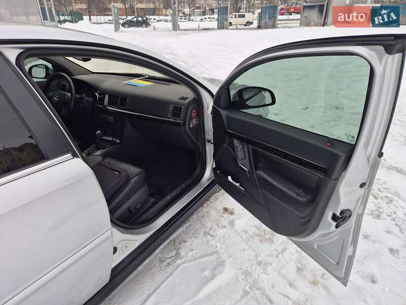 Седан Opel Vectra 2006 в Киеве