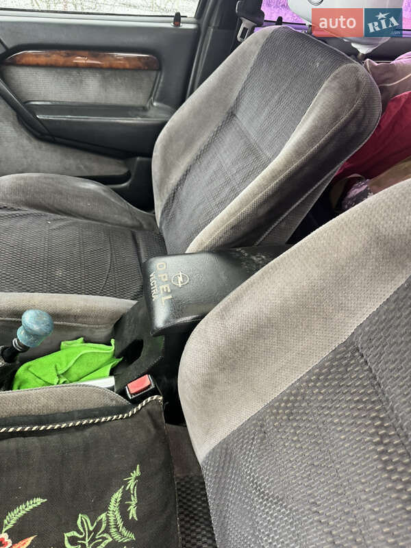 Седан Opel Vectra 1995 в Старом Самборе