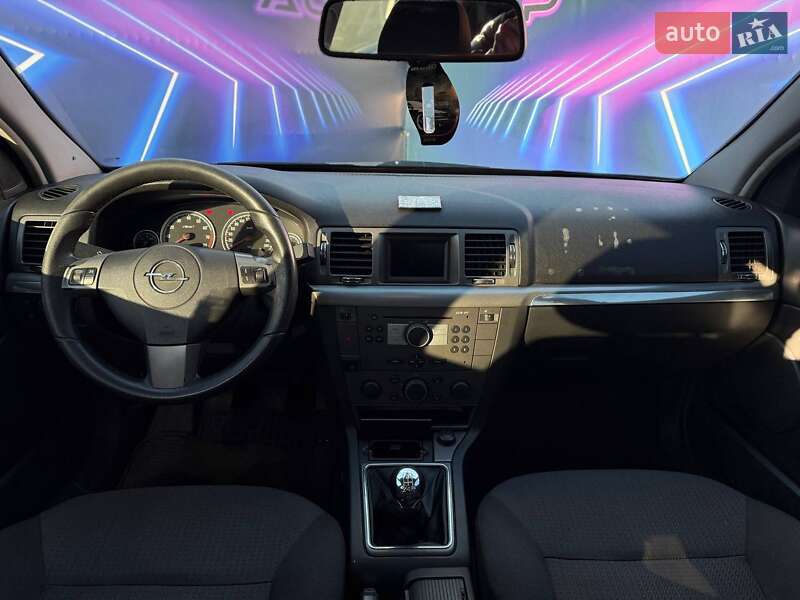Седан Opel Vectra 2006 в Запорожье