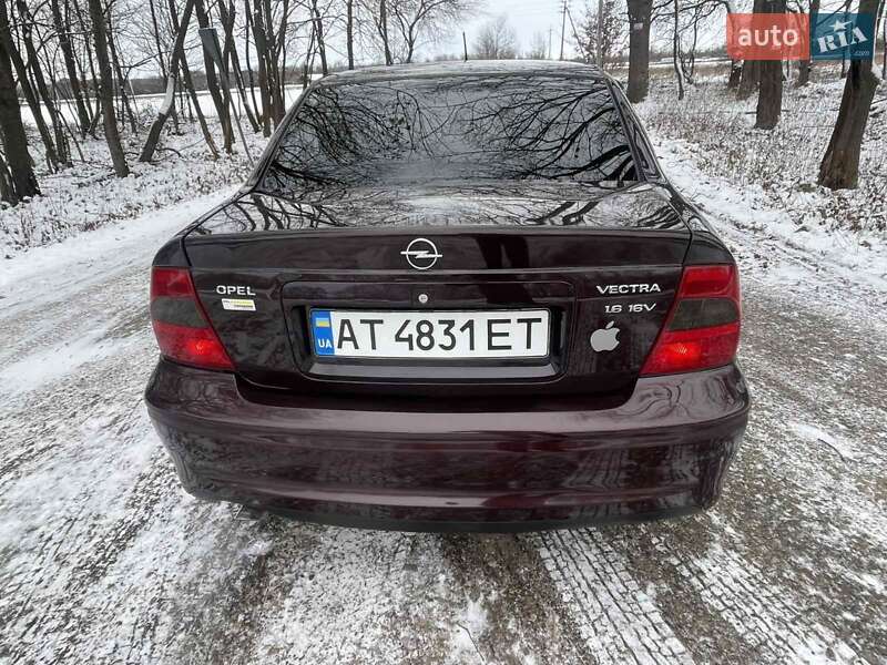 Седан Opel Vectra 2000 в Черновцах