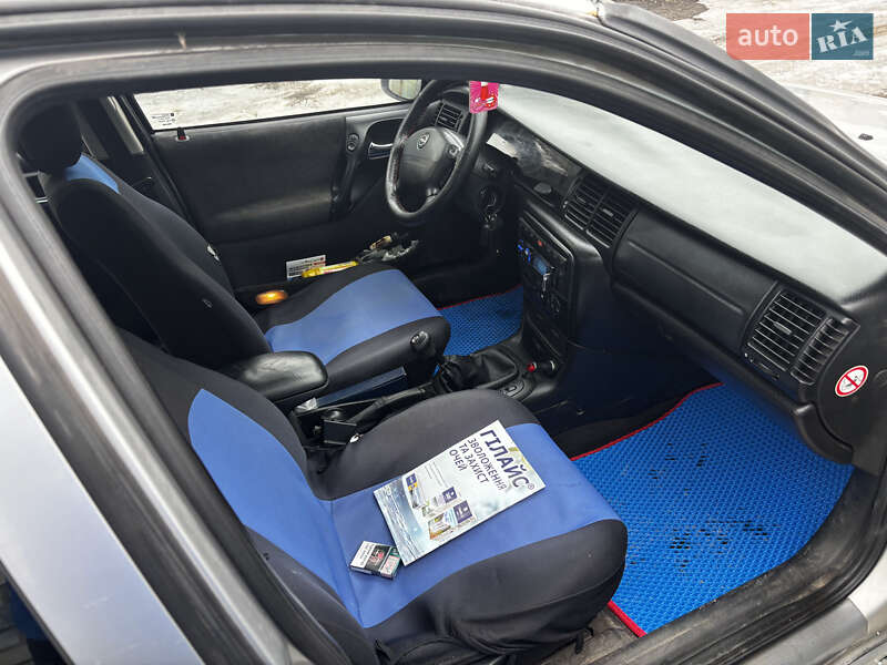 Седан Opel Vectra 2000 в Переяславе фото 3 Седан Opel Vectra 2000 в Переяславе