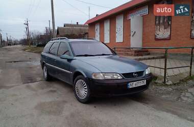 Универсал Opel Vectra 1998 в Никополе