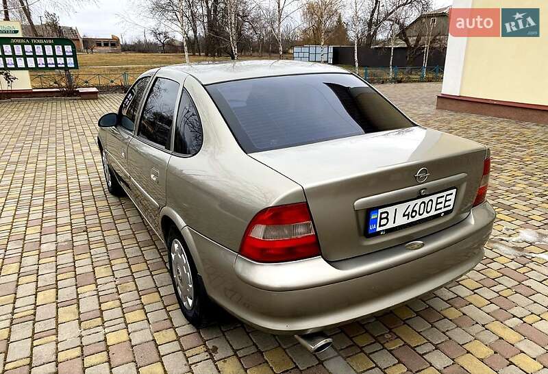 Седан Opel Vectra 1996 в Полтаві