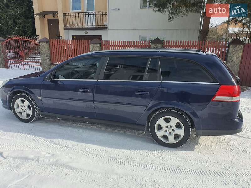 Универсал Opel Vectra 2006 в Ивано-Франковске