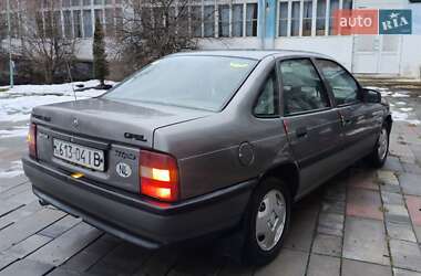 Седан Opel Vectra 1989 в Надворной