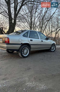 Седан Opel Vectra 1991 в Днепре