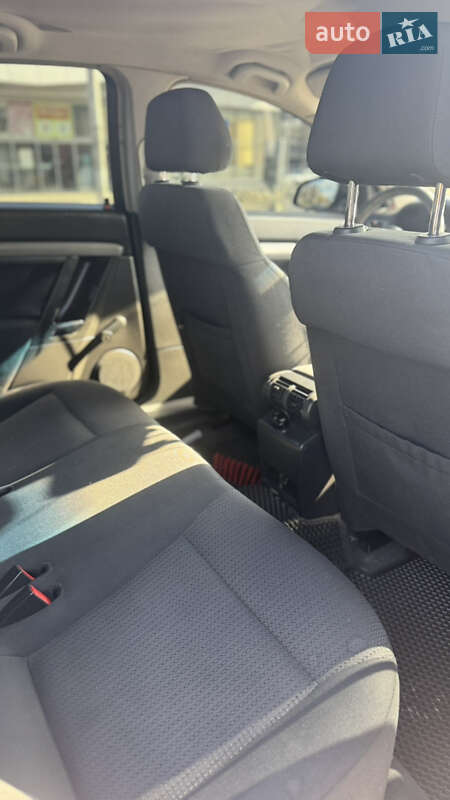 Седан Opel Vectra 2007 в Львове