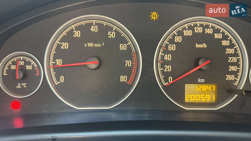 Седан Opel Vectra 2007 в Львове