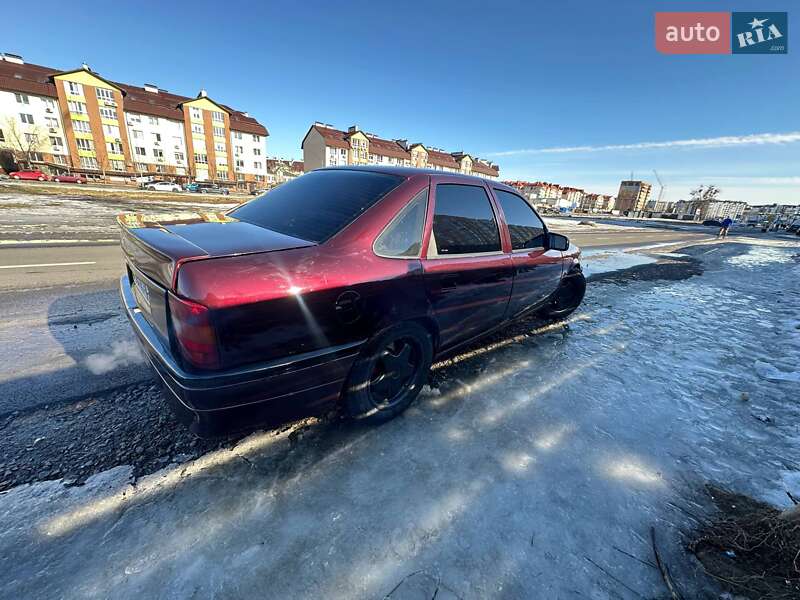 Седан Opel Vectra 1990 в Киеве