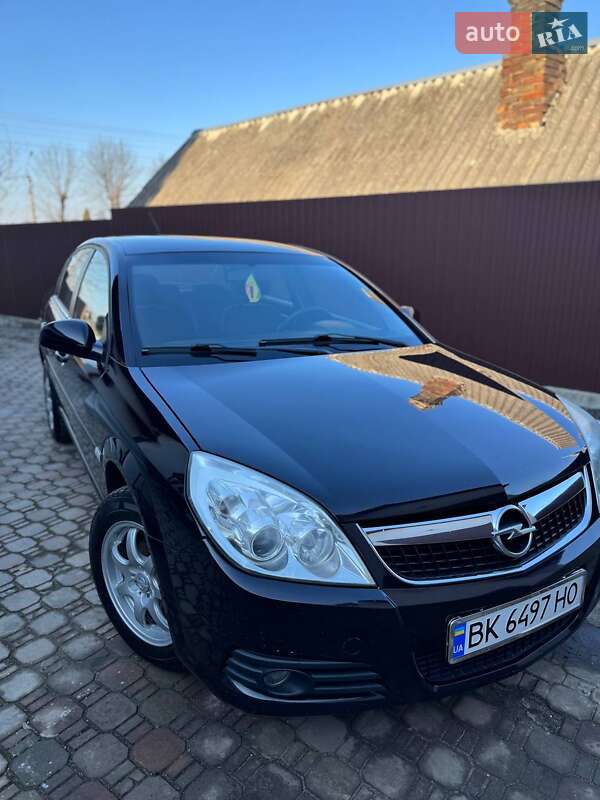 Седан Opel Vectra 2006 в Дубно