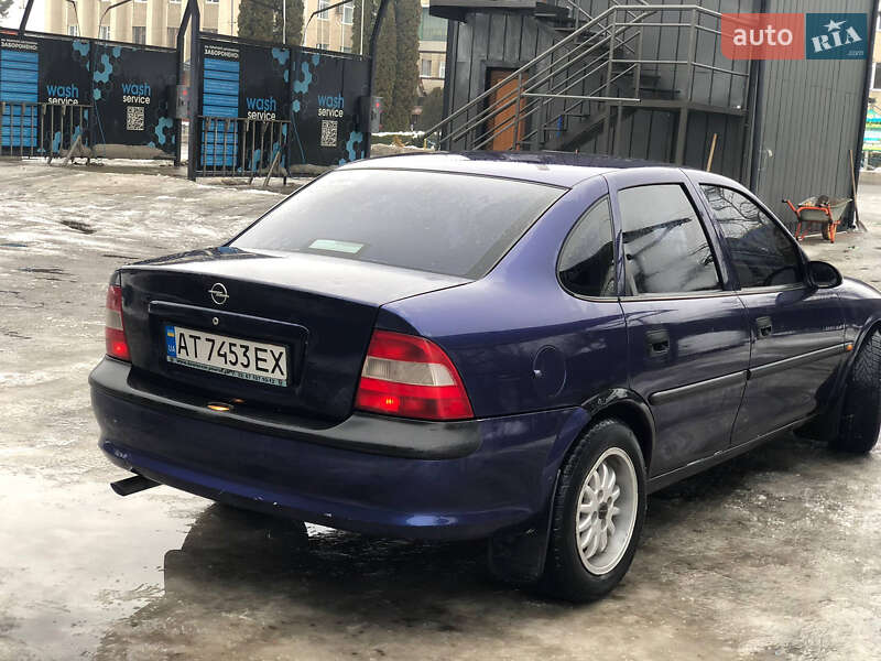 Седан Opel Vectra 1997 в Надвірній фото 4 Седан Opel Vectra 1997 в Надвірній