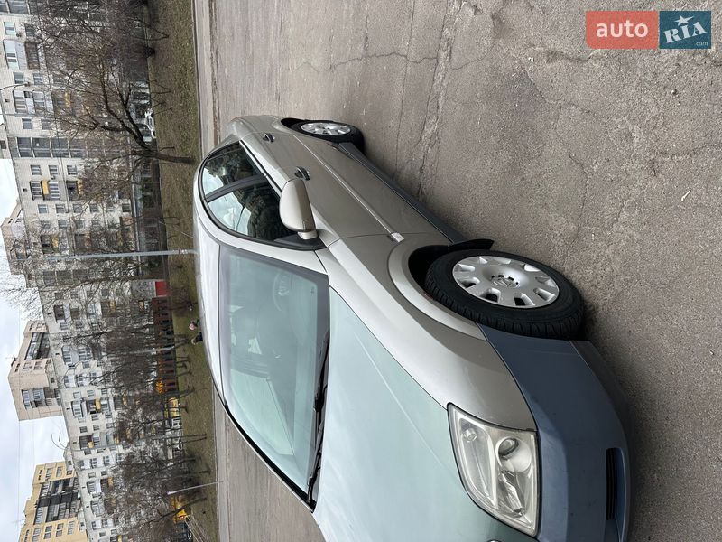 Седан Opel Vectra 2002 в Києві