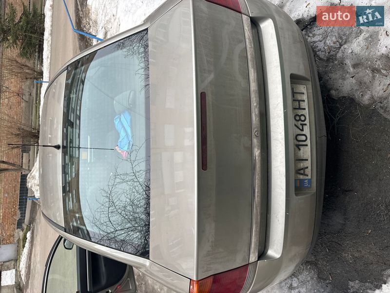 Седан Opel Vectra 2002 в Києві