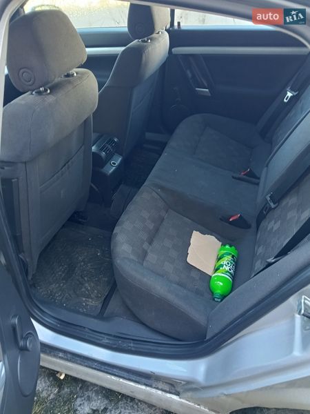 Ліфтбек Opel Vectra 2004 в Шепетівці