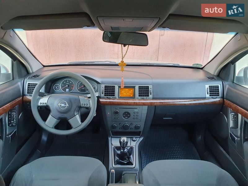 Универсал Opel Vectra 2004 в Стрые
