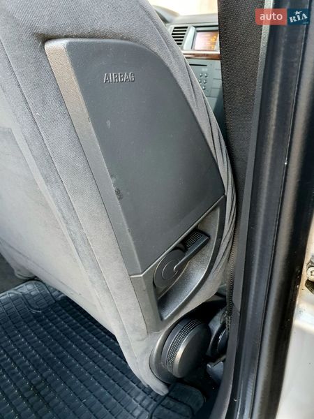 Универсал Opel Vectra 2004 в Стрые