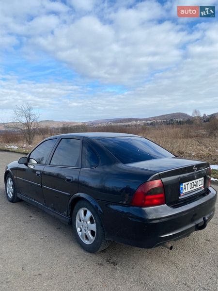Седан Opel Vectra 2002 в Калуші