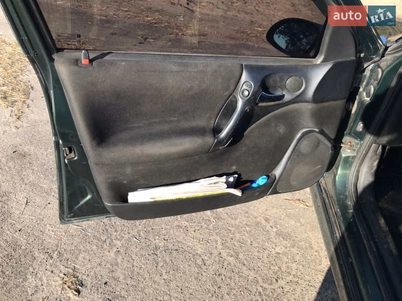 Седан Opel Vectra 2001 в Дубровице