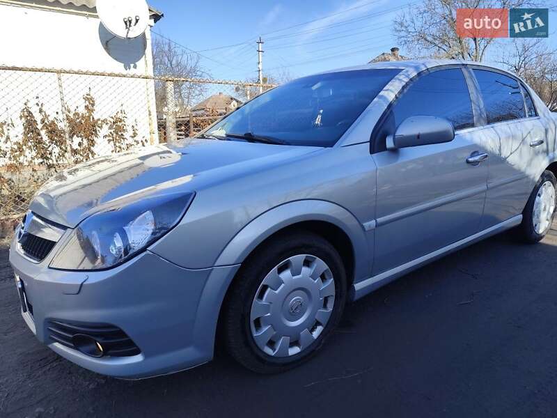 Седан Opel Vectra 2006 в Изюме