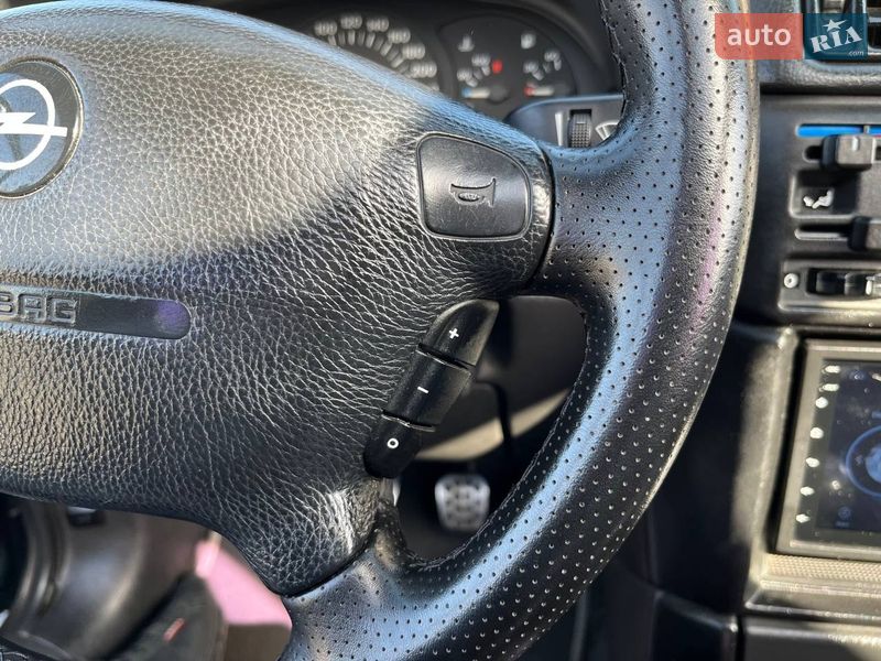 Седан Opel Vectra 1994 в Луцке