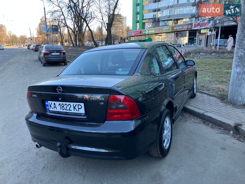 Седан Opel Vectra 2002 в Києві